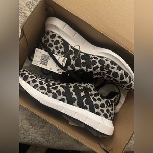 Adidas Swift Run new in box